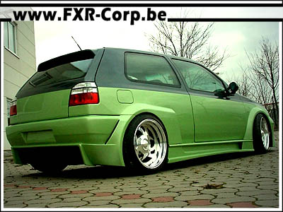 Volkswagen Golf 3 elargisseur aile.jpg